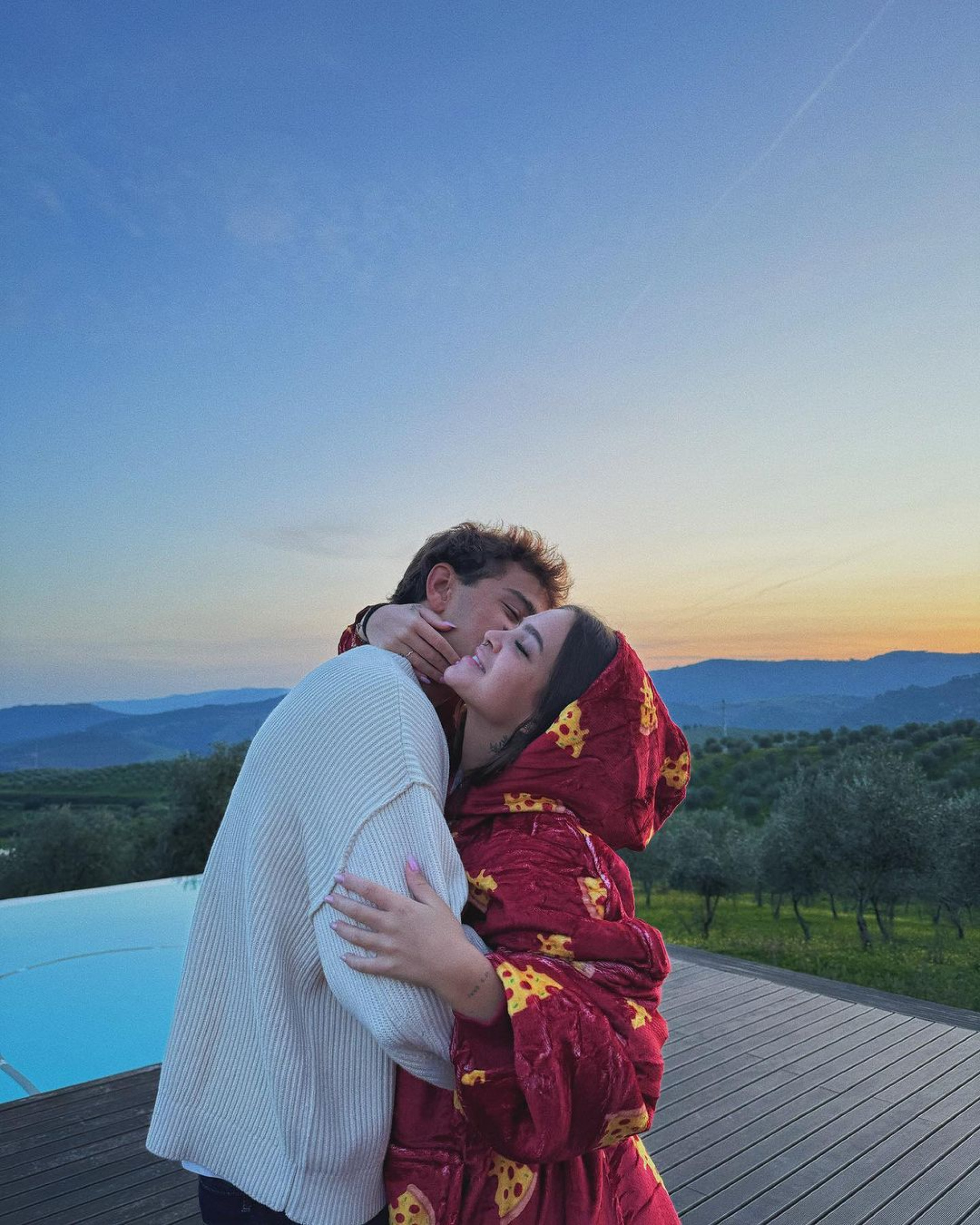 Mel Maia compartilha cliques românticos ao lado do namorado em Portugal 
 - Reprodução / Instagram 