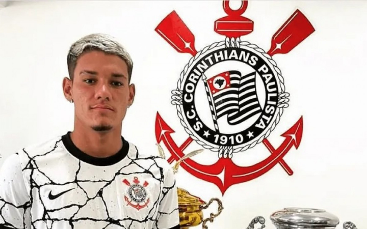 Dimas está emprestado ao Corinthians