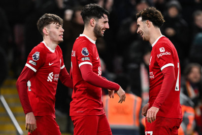 Liverpool quebra jejum, atropela o Chelsea e volta a abrir vantagem no topo da Premier League