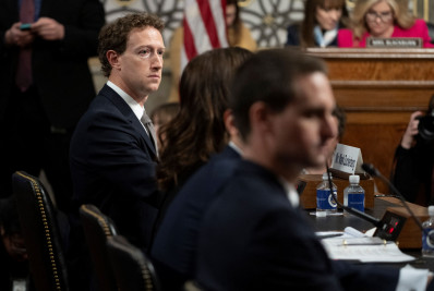 Zuckerberg pede desculpas no Congresso dos EUA sobre proteção de menores