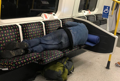 Prefeito de Londres denuncia indiferença do governo inglês com moradores de rua