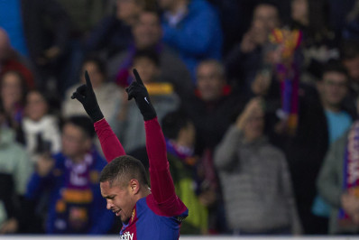 Vitor Roque comemora primeiro gol com a camisa do Barcelona: 'Realização de um sonho'