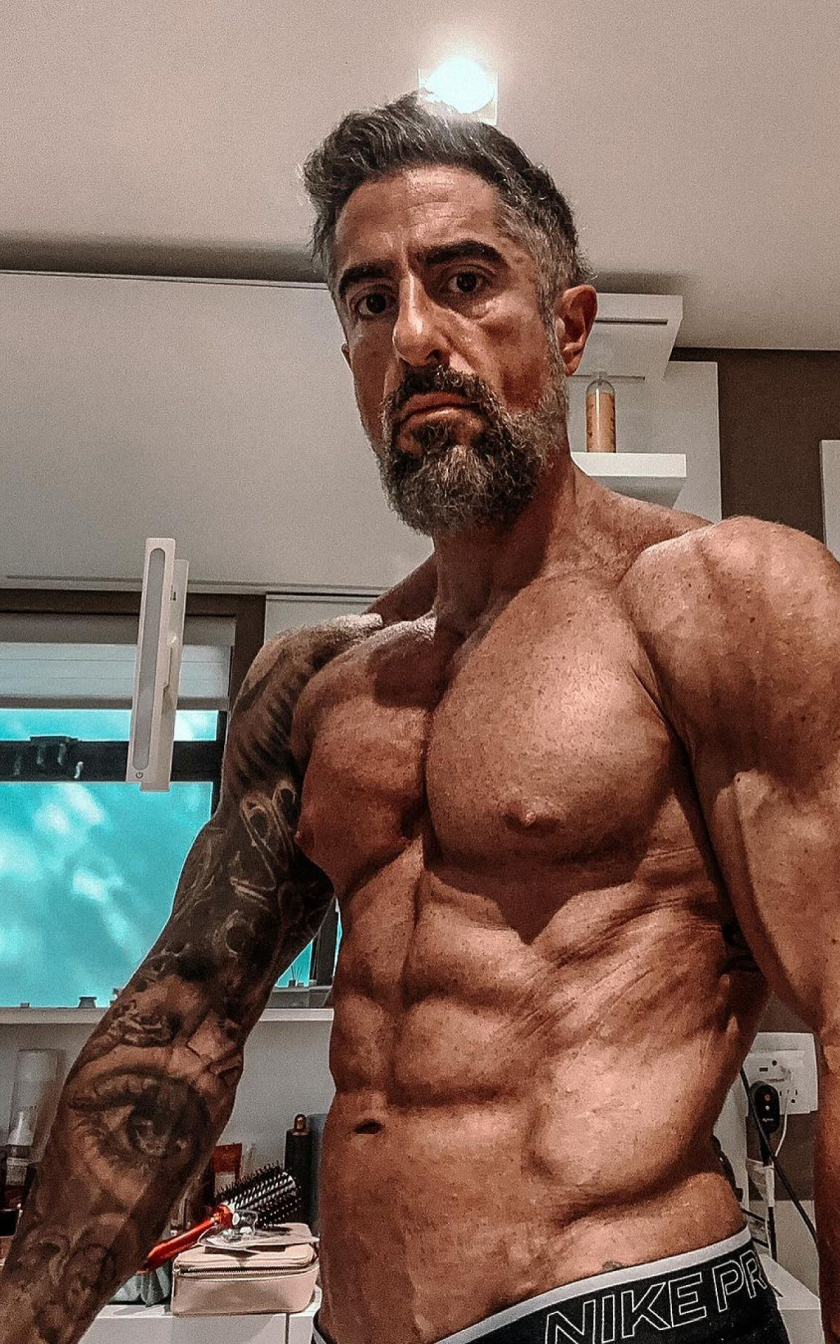 Marcos Mion reflete sobre superação ao mostrar shape - Reprodução / Instagram 