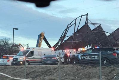 Hangar em construção desaba e três pessoas morrem nos EUA