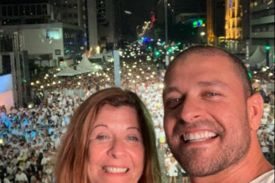 Mãe de Diogo Nogueira questiona evento com Anitta na Sapucaí