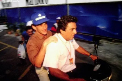 Galvão Bueno relembra acidente de Ayrton Senna: 'Saí três vezes da cabine para respirar'