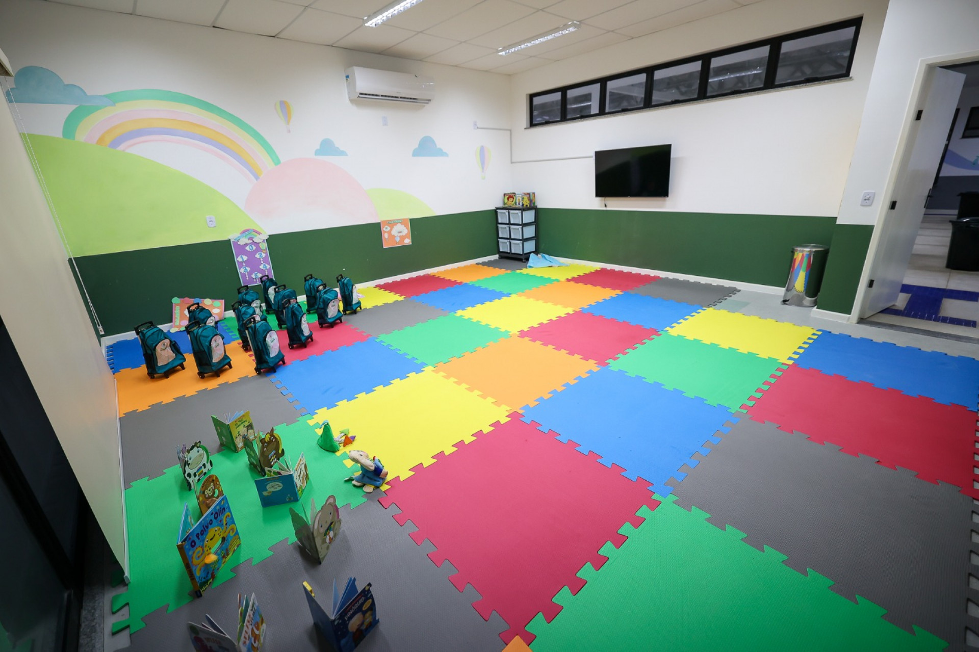 Prefeitura de Saquarema realiza a entrega da Creche Maria Eduarda Gonçalves dos Reis - Divulgação/Prefeitura de Saquarema