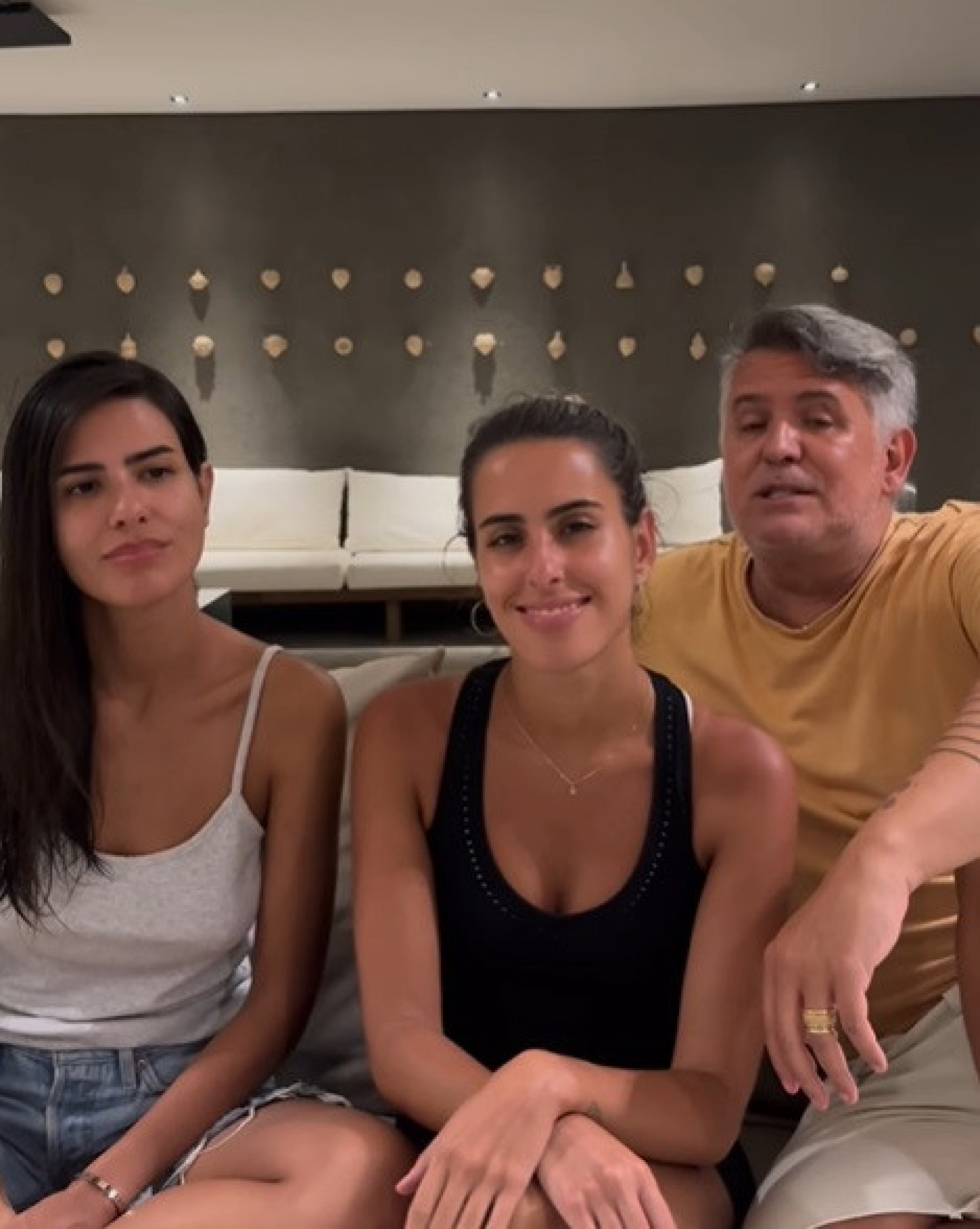 Orlando Morais, Anttónia e Ana anunciam saída de Cleo do grupo 'Eu e Elas' - Reprodução do Instagram