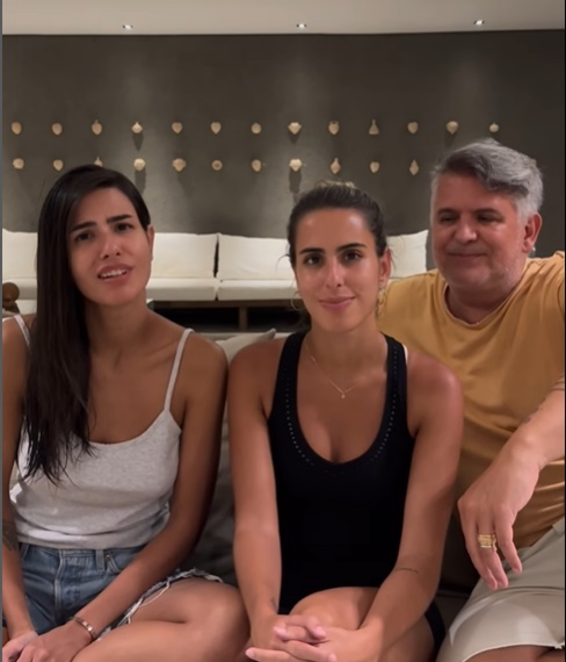 Orlando Morais, Anttónia e Ana anunciam saída de Cleo do grupo 'Eu e Elas' - Reprodução do Instagram