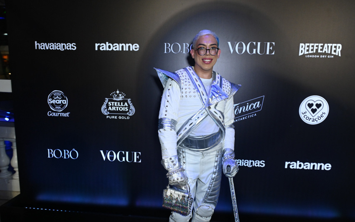 O influenciador Ivan Baron no baile de Carnaval da Vogue