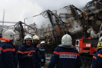 Ataque de drones ucranianos causa incêndio em refinaria na Rússia