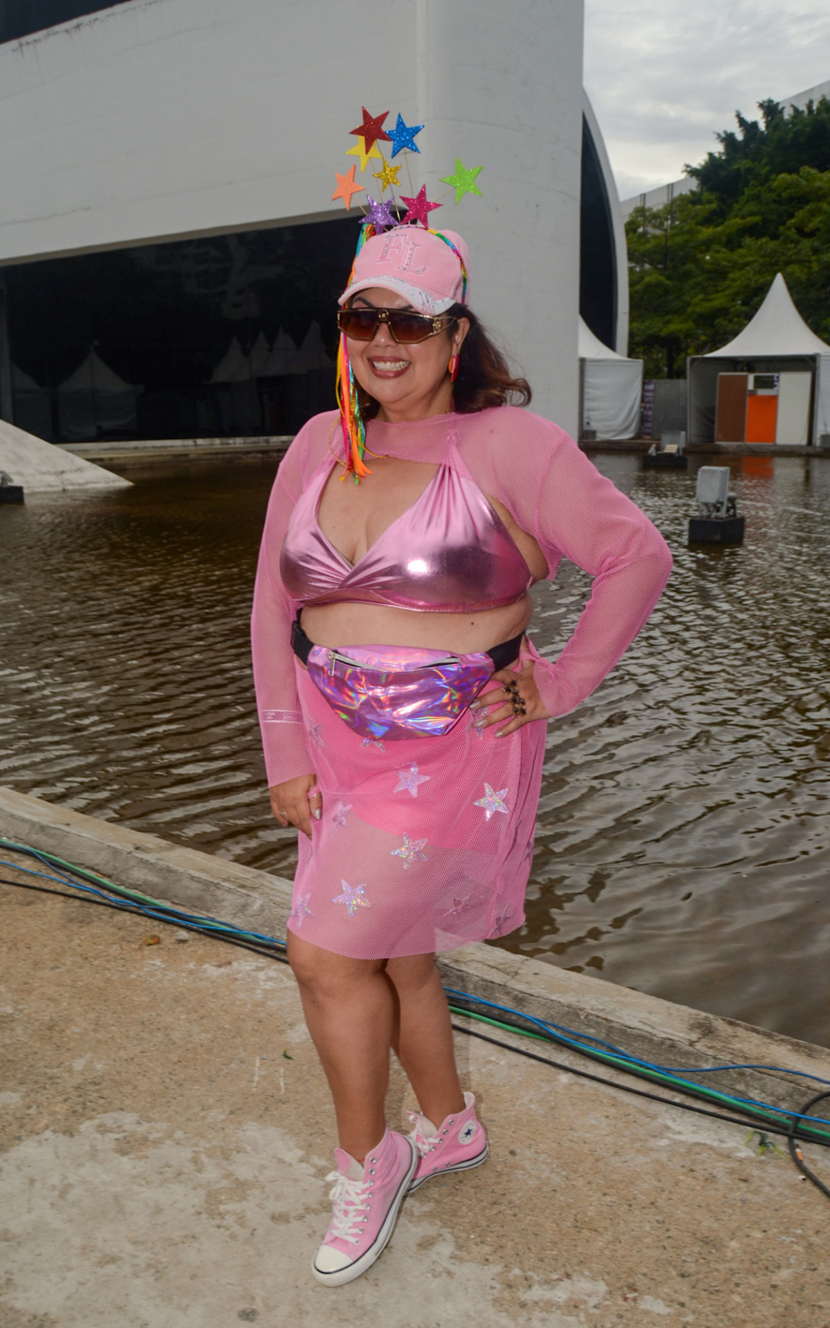 Fabiana Karla aproveita \'Ensaios da Anitta\', em São Paulo