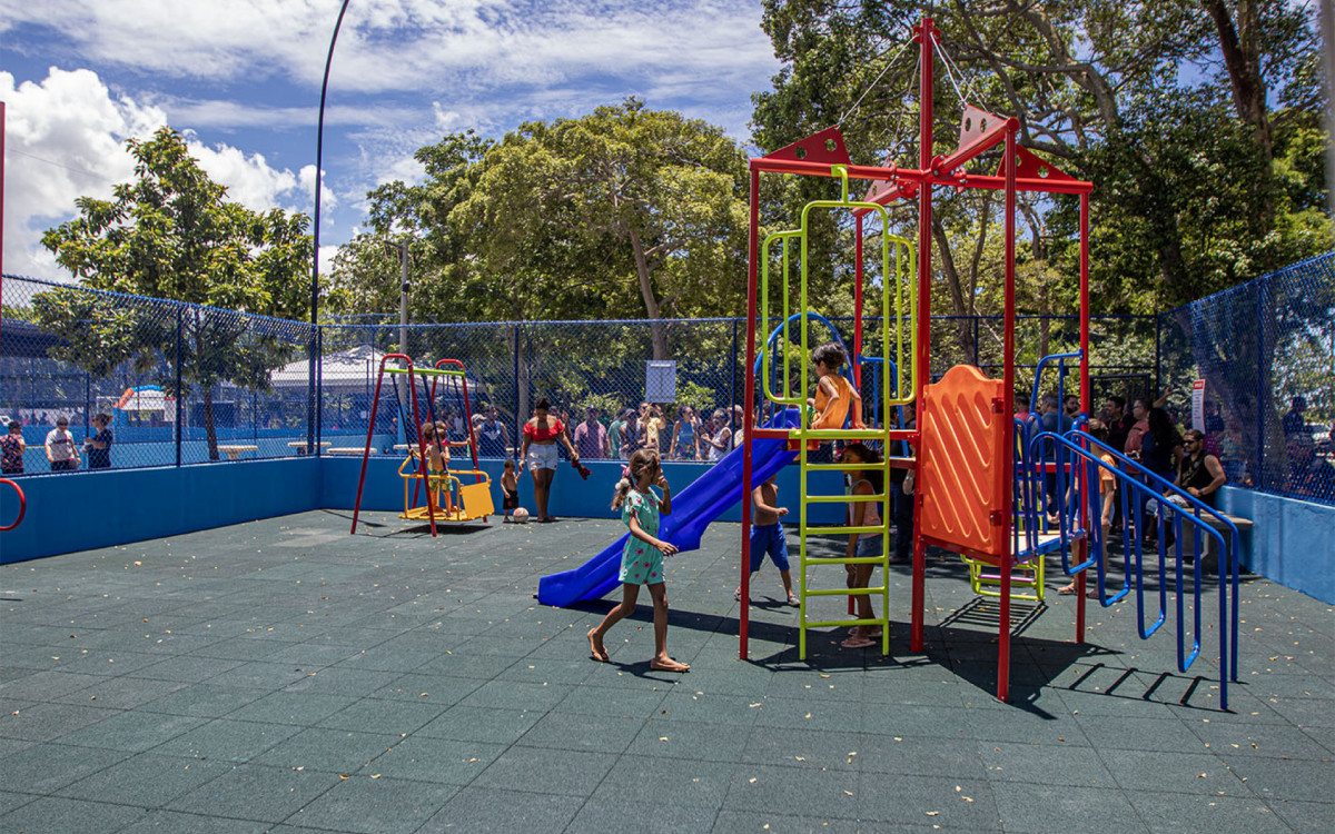 Prefeito Welberth Rezende e outras autoridades participaram da cerimônia de inauguração.