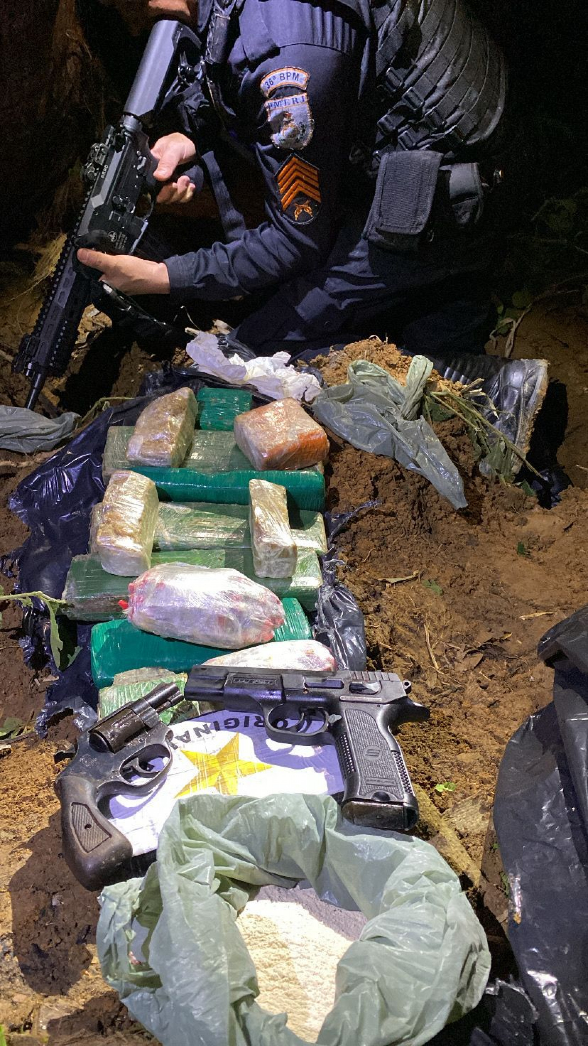 Entorpecentes no balão da DP