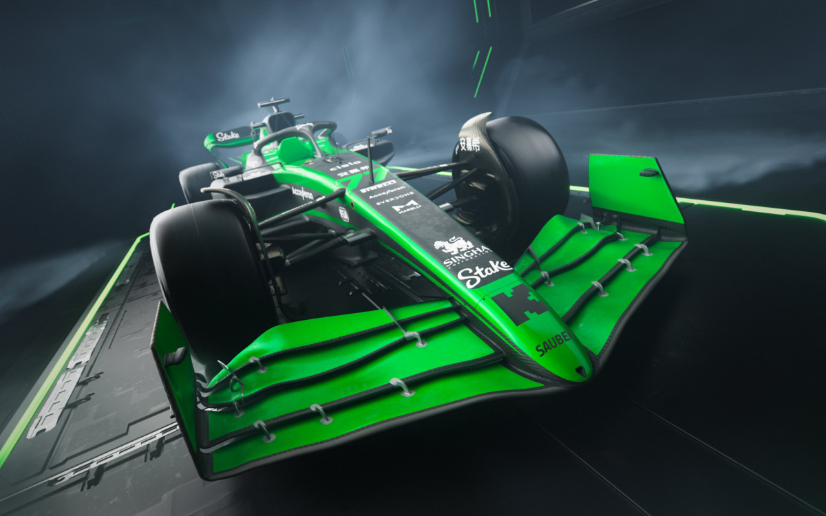 A pintura do C44 da Stake Sauber é muito diferente do visual da antiga Alfa Romeo