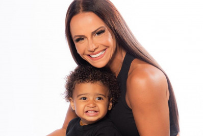 Viviane Araujo encanta seguidores ao compartilhar registros com o filho: 'Muito fofo'