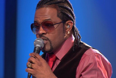 Araruama completa 165 anos com grandes inaugurações e show de Xande de Pilares