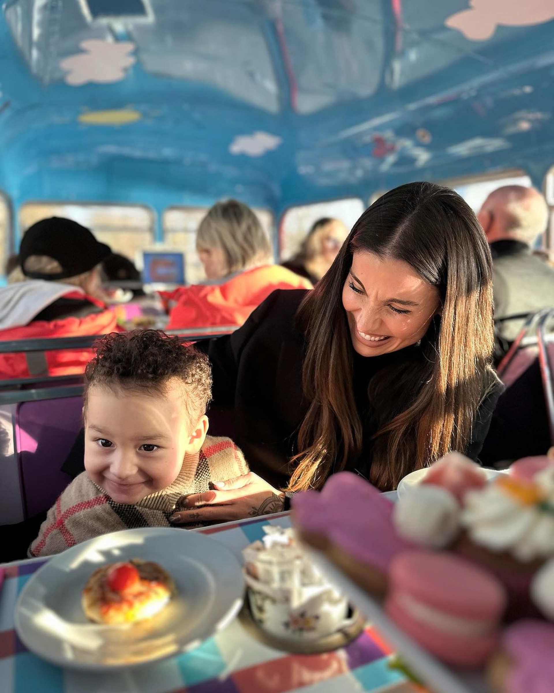 Bianca Andrade compartilha fotos com o filho em Londres - Reprodução