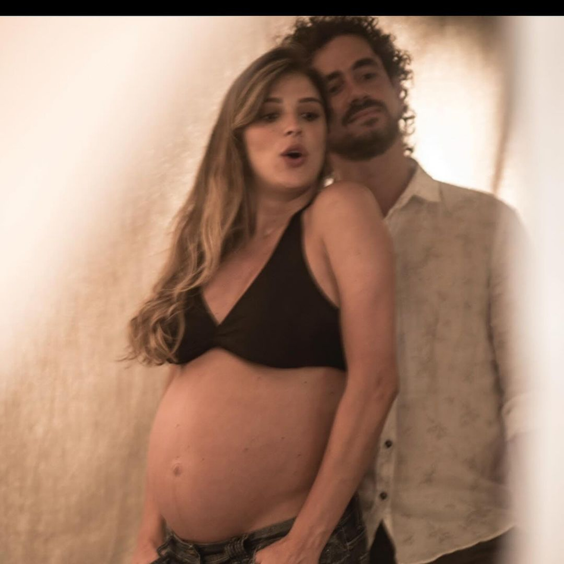 Felipe Andreoli completa 44 anos e recebe homenagem da mulher Rafa Brites
- Reprodução / Instagram