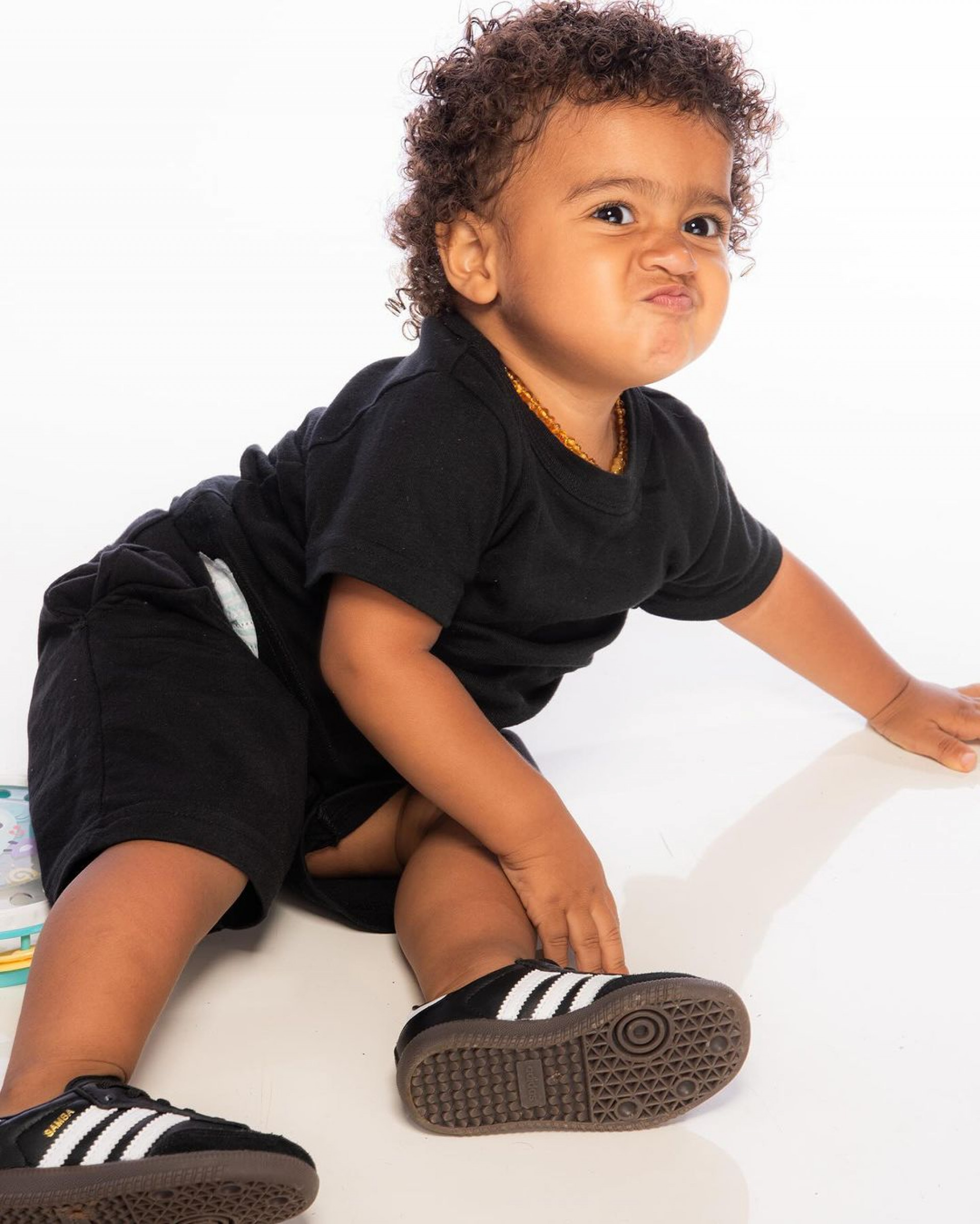 Viviane Araujo encanta os seguidores ao compartilhar fotos com o filho - Reprodução