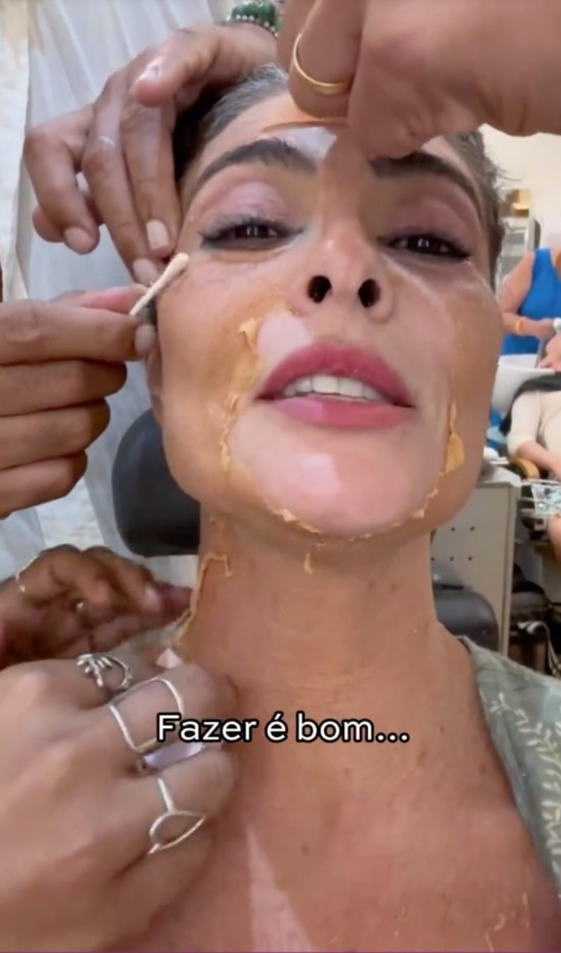 Juliana Paes mostra descaracterização da personagem para segunda fase de 'Renascer;, da TV Globo - Reprodução