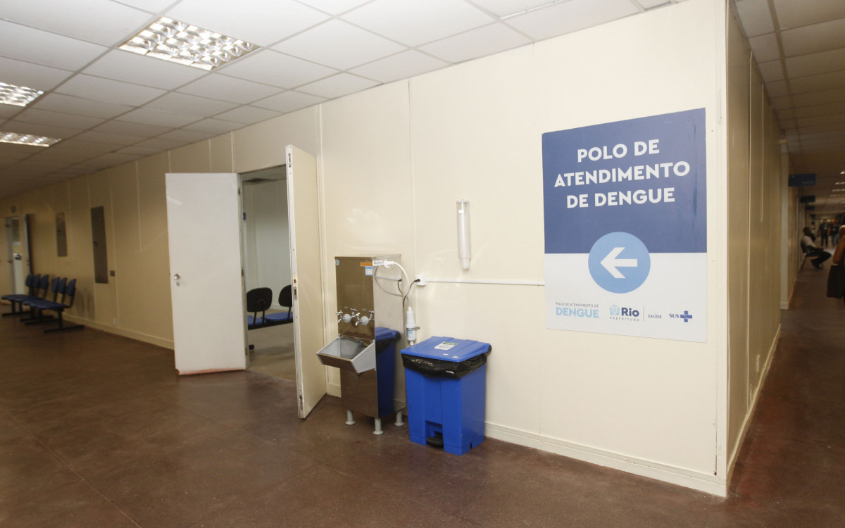 Abertura de mais um Polo de atendimento de dengue, em Del Castilho, Zona Norte do Rio de Janeiro, nesta terça-feira (06).