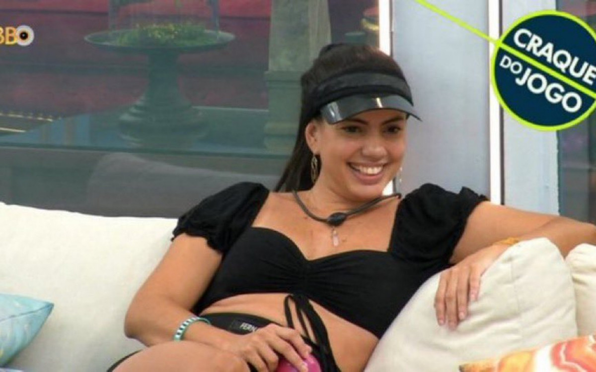 Resposta de Fernanda a Beatriz viralizou nas redes sociais - Reprodução