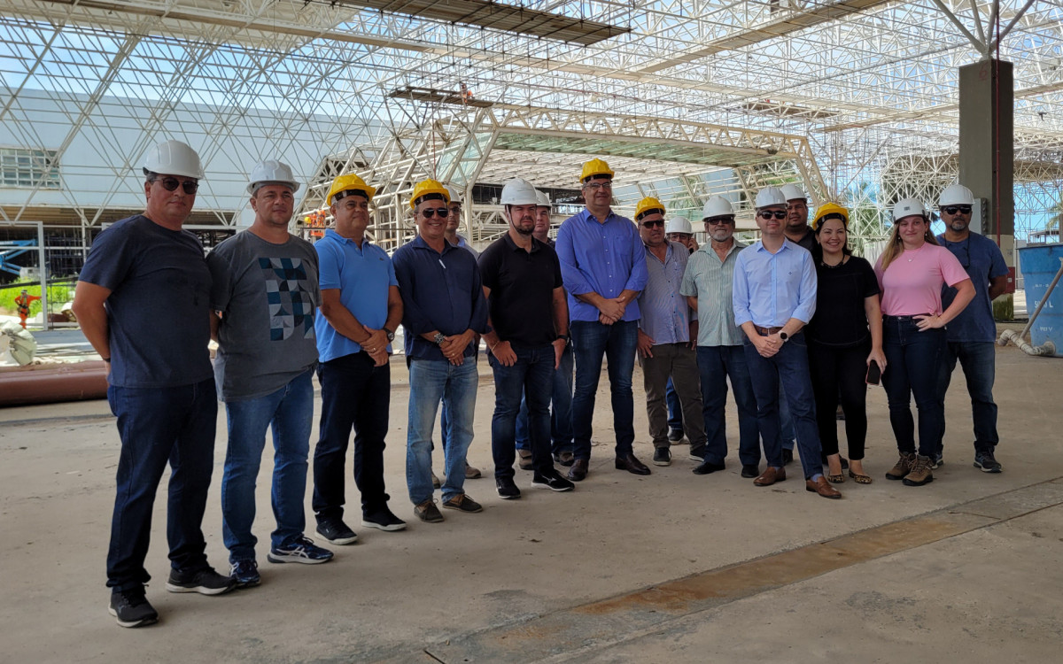 Governo apresenta obras do Centro de Convenções à comissão empresarial