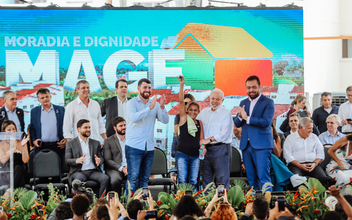 Lula entrega unidades habitacionais em Magé - Divulgação