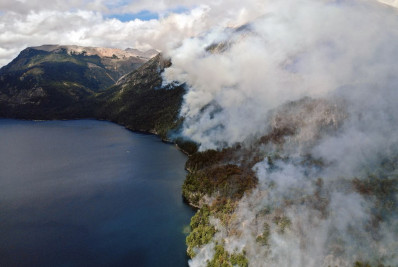 Avançam incêndios em florestas nativas da Patagônia argentina