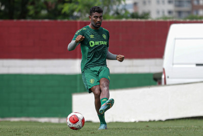 Thiago Santos admite Fluminense 'devendo muito' e manda mensagem para a torcida