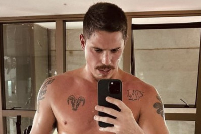 Romulo Arantes Neto garante elogios ao compartilhar treino em casal: 'Homem mais lindo'