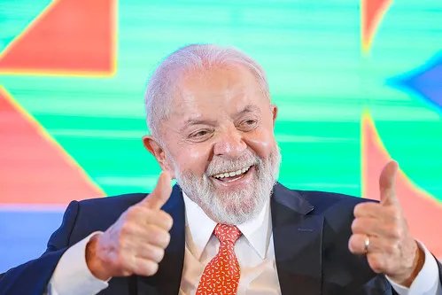 Avaliação negativa de Lula tem queda e positiva continua estável, diz Atlas Intel