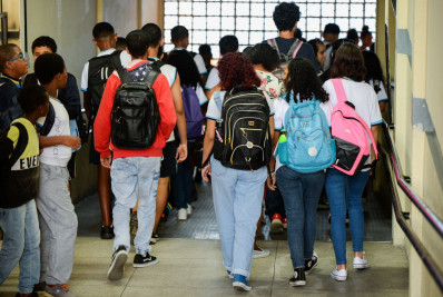 Prefeito anuncia série de novidades na Educação em Barra Mansa