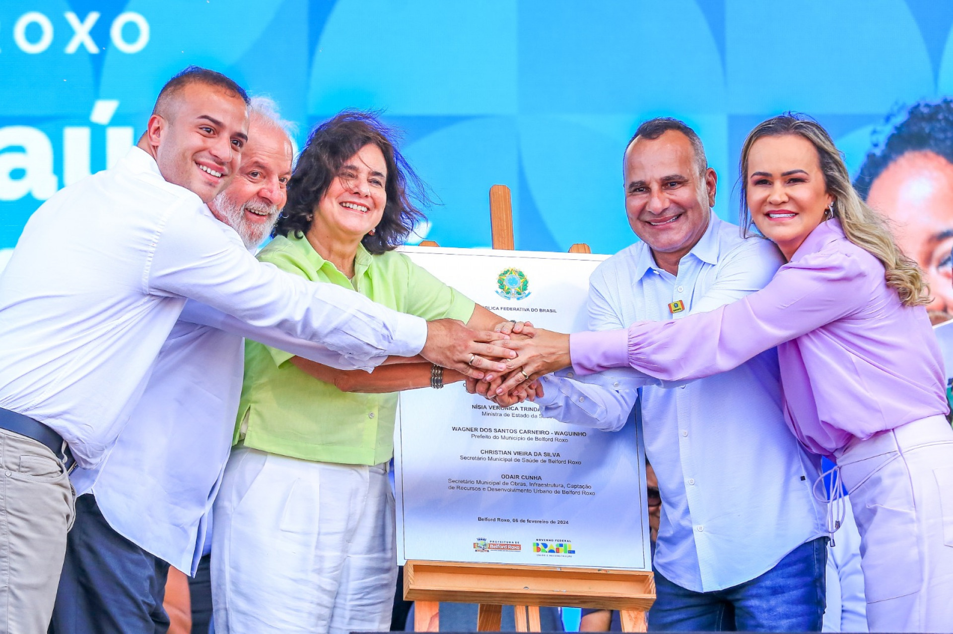 Matheus Carneiro, Lula, N&iacute;sia Trindade, Waguinho e Daniela do Waguinho lan&ccedil;am as obras do Hospital do C&acirc;ncer em Belford Roxo - Rafael Barreto/PMBR