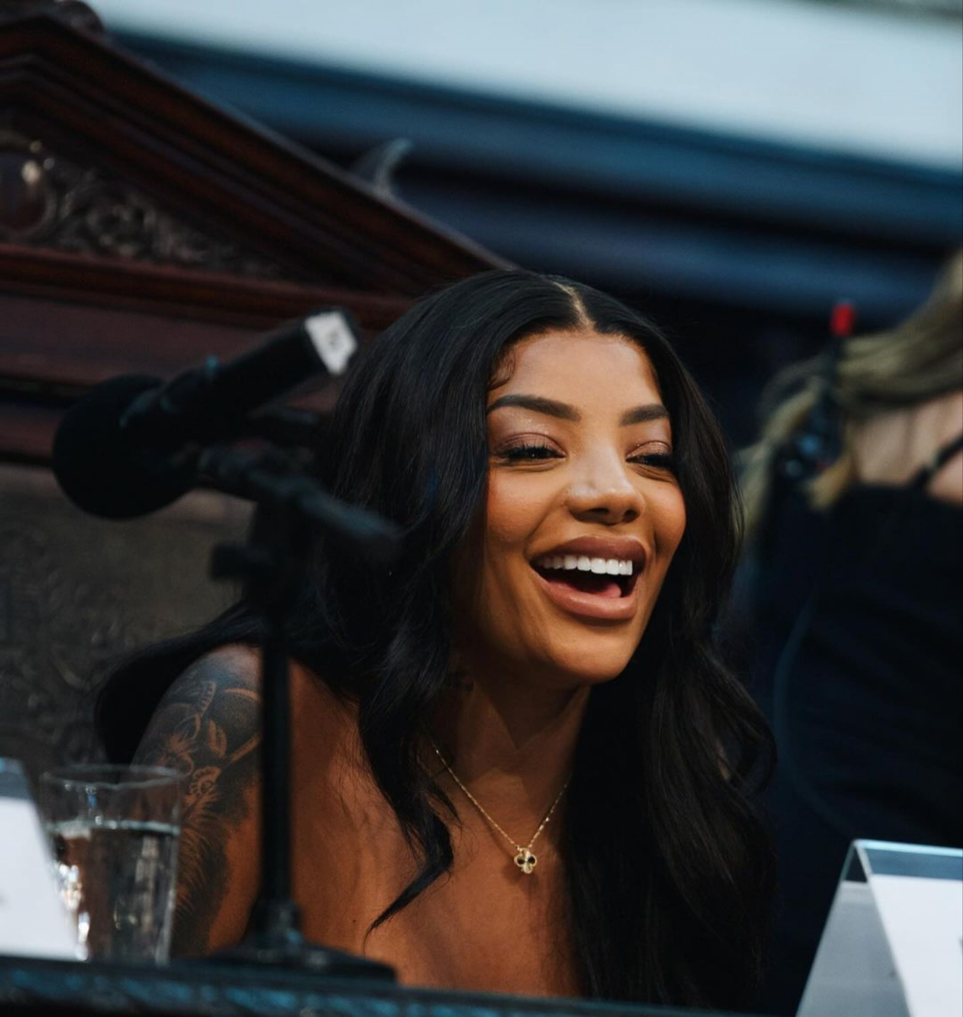 Ludmilla recebe Medalha Tiradentes na Assembleia Legislativa do Estado do Rio de Janeiro - Reprodução / Instagram 