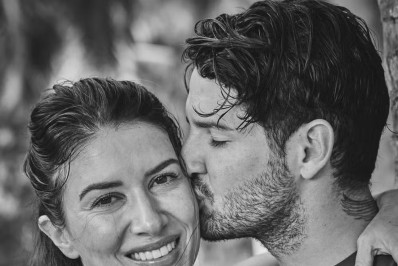 Alexandre Pato posa ao lado de Rebeca Abravanel e garante elogios: 'Amor verdadeiro'