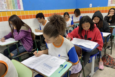 Saiu a terceira listagem de vagas nas escolas municipais de Queimados