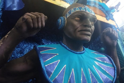 Com exaltação aos orixás, Império Serrano quer lutar pelo título para voltar ao Grupo Especial