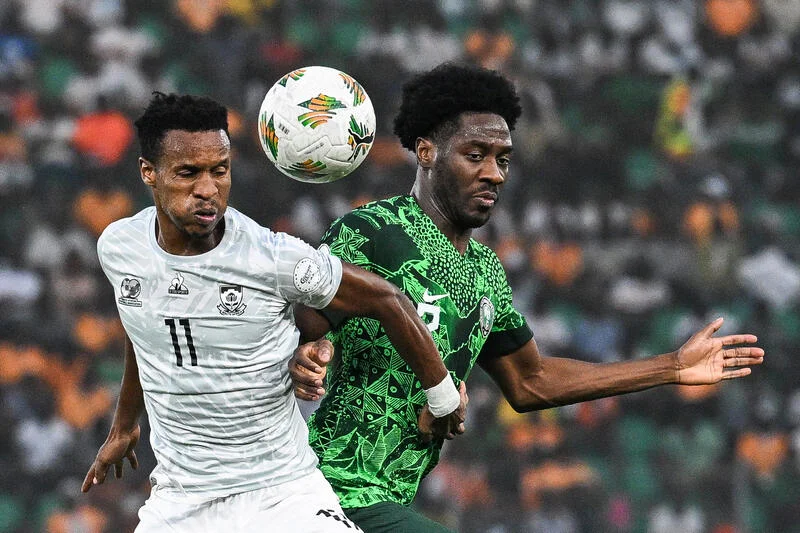 Senegal e Nigéria vencem e se classificam para semifinais da Copa