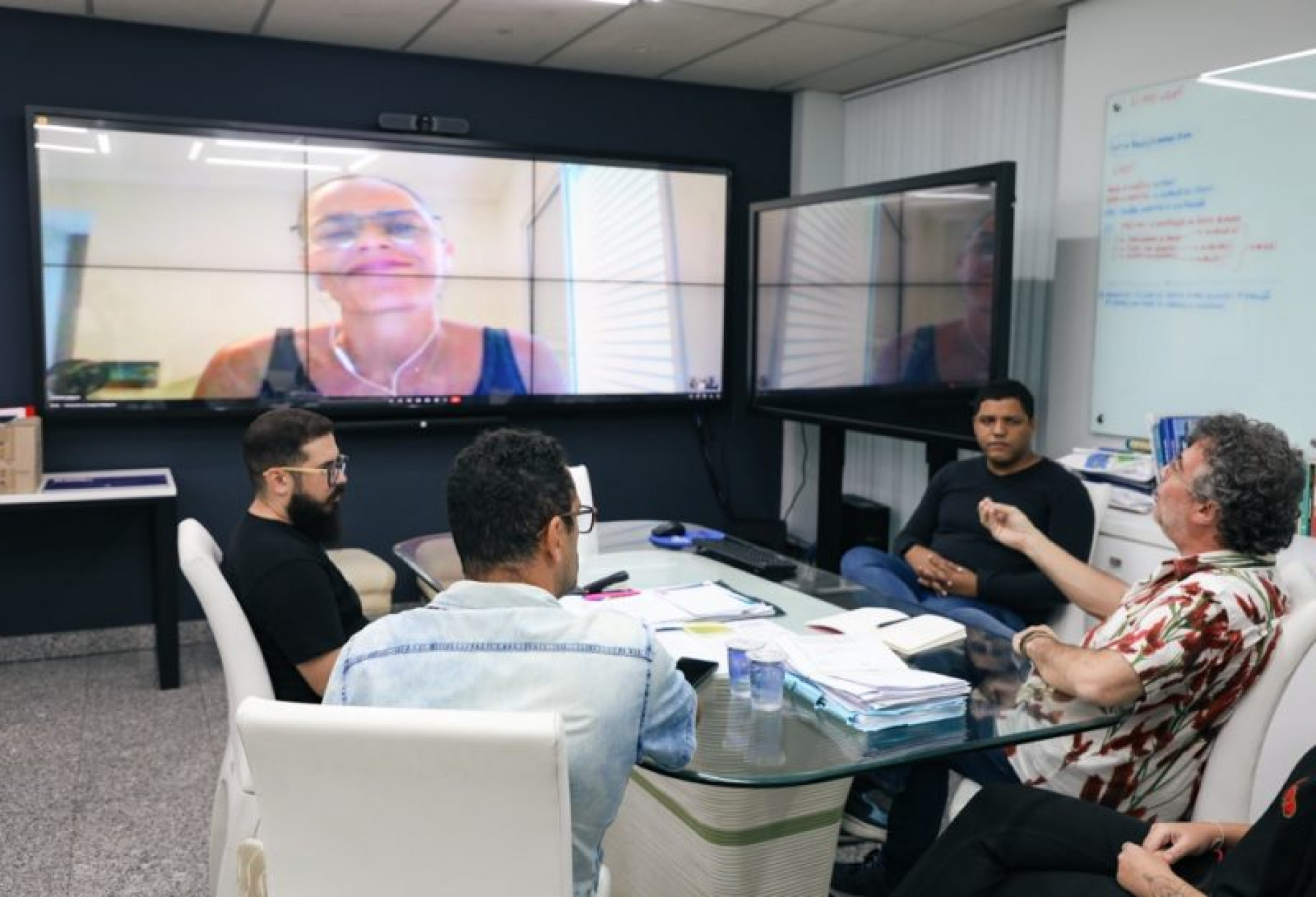 Jorge Melguizo visita Mesquita para troca de experiências  - Divulgação/ PMM