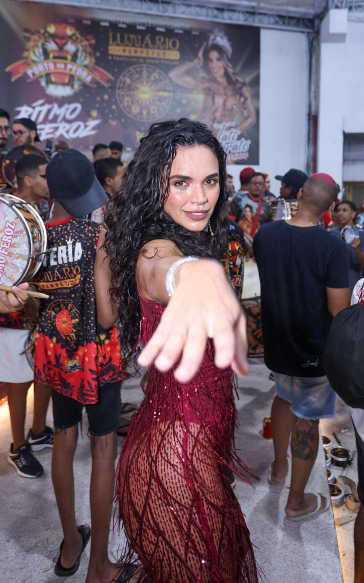 Giovana Cordeiro é musa da Porto da Pedra