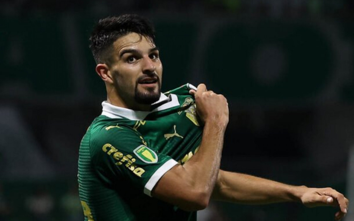 Com um gol em cada tempo, Palmeiras vence Ituano em Barueri
