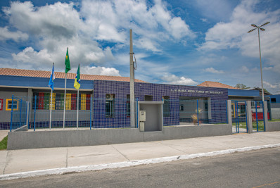 Itaguaí entrega pacotão de escolas municipais reformadas