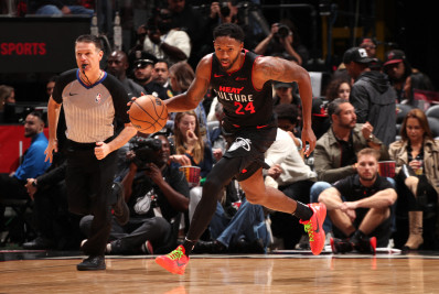 Atleta da NBA atropela jovem, que tem perna amputada