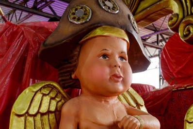 Império Serrano, UPM, União da Ilha e mais cinco escolas desfilam neste sábado 