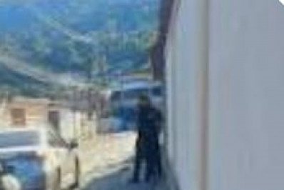 Casa de veraneio de Bolsonaro em Angra é novamente alvo da PF