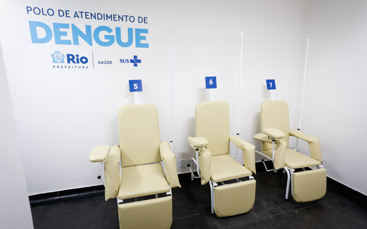 Polo de atendimento t&ecirc;m cadeiras de hidrata&ccedil;&atilde;o para atender doentes