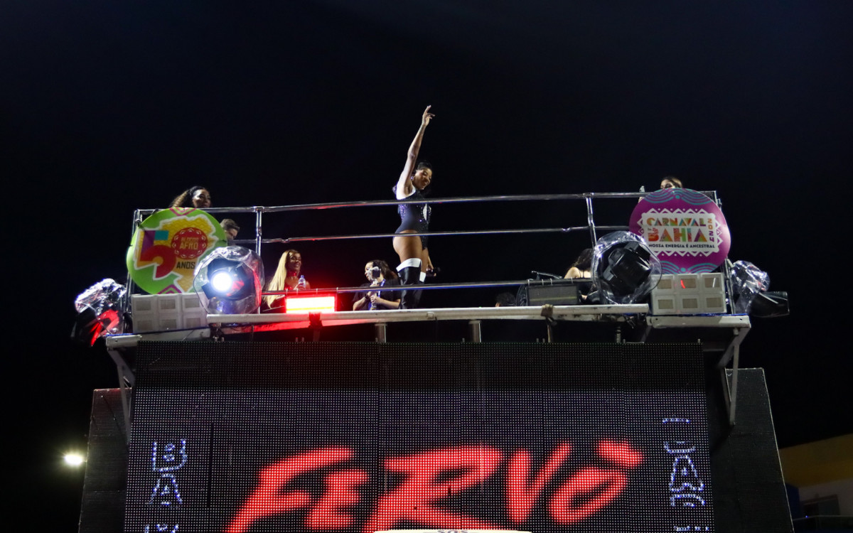Ludmilla canta no Carnaval de Salvador