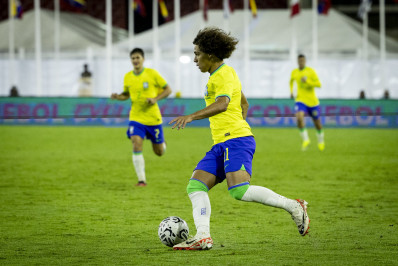 Meia ganha minutos, brilha em vitória do Brasil no Pré-Olímpico e recebe elogios
